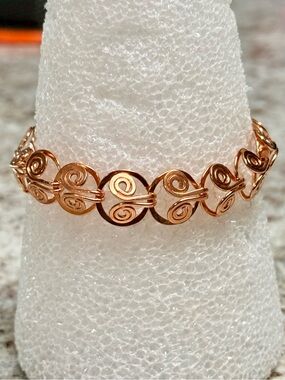 Celtic Domed Spiral Link Bracelet in Pure Polished Copper